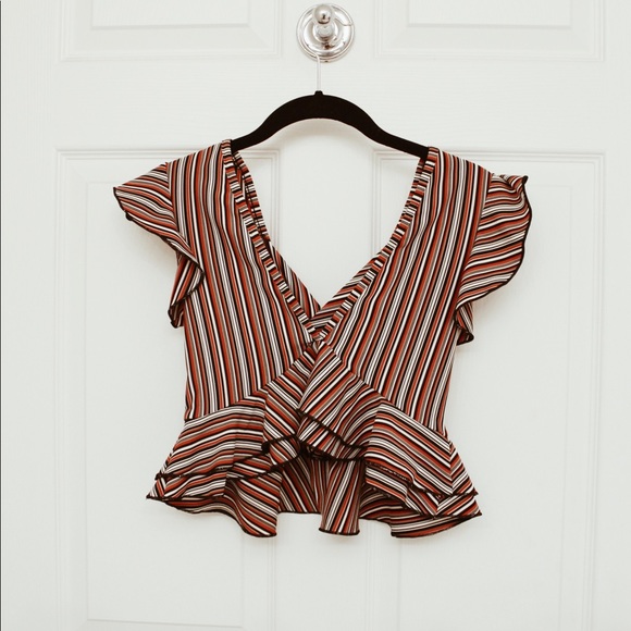 Nasty Gal Tops - Nasty Gal Crop Top